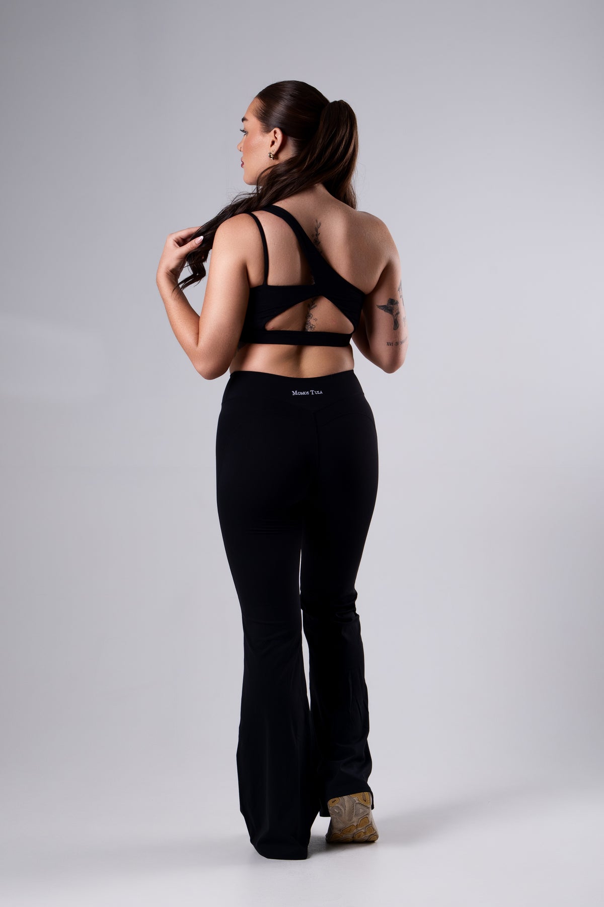 Lilly Black Sports Bra